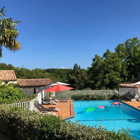 Chêne Hébergement de vacances Lolme