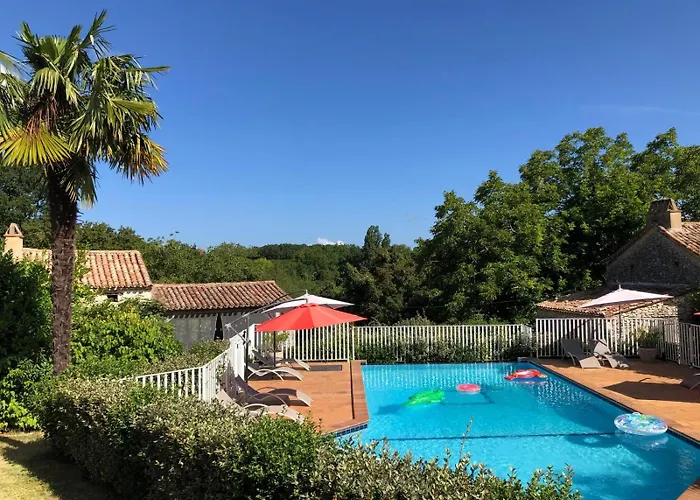 Chêne Hébergement de vacances Lolme