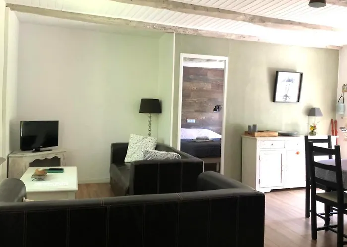 Hébergement de vacances Chêne Lolme